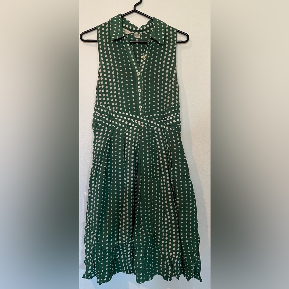 Anthropologie, sleeveless collard dress. Green and white dots!